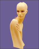 Mannequin MQ109F (USED)